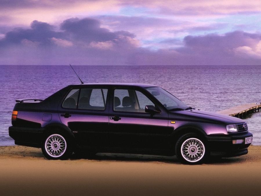  Volkswagen Vento VR6 1992 года  (фото 4 из 5)